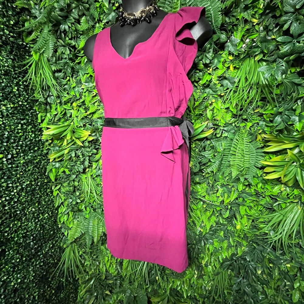 New York & Company Dress Women 14 Wine Purple Fitted Sheath Ruffle Accent 1054